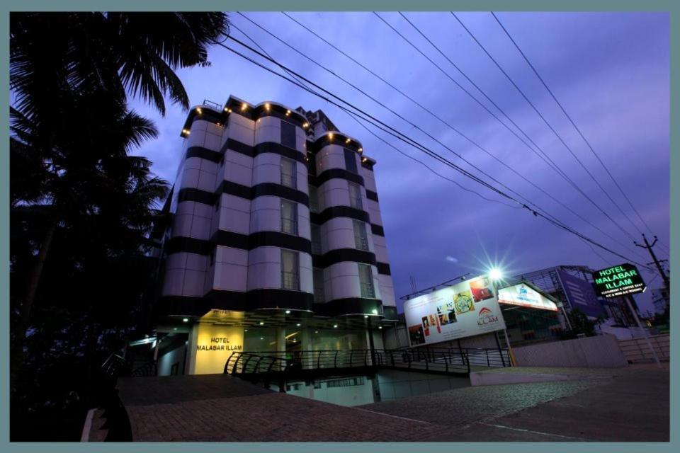 Super Townhouse Malabar Illam Hotell Kochi Eksteriør bilde