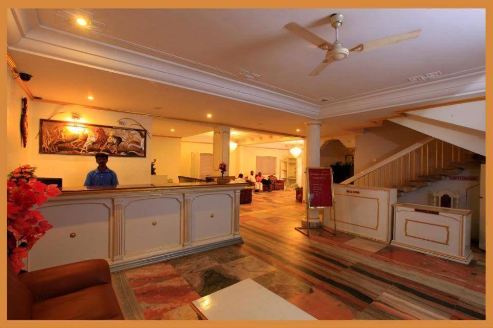 Super Townhouse Malabar Illam Hotell Kochi Eksteriør bilde